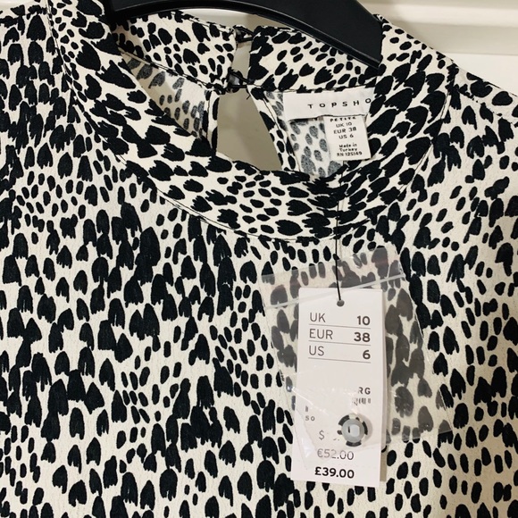 Topshop PETITE Bell Sleeve Chuck On Dress - Picture 8 of 9